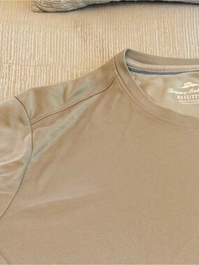 Tommy Bahama men's short-sleeve shirt